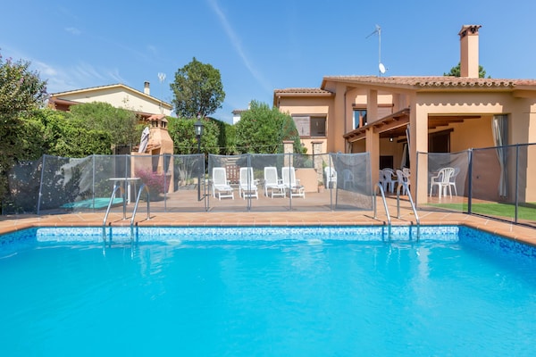 Foto van Villa aan Costa Brava met Privézwembad - Vakantiehuis in Vidreres - PoolOfHouse