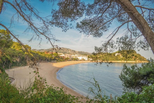 Foto van Villa aan Costa Brava met Privézwembad - Vakantiehuis in Vidreres - AreaSummer20KM