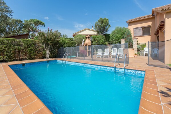Foto van Villa aan Costa Brava met Privézwembad - Vakantiehuis in Vidreres - PoolOfHouse