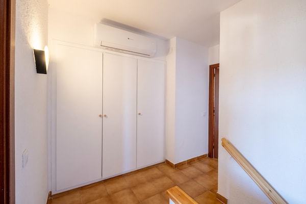 Foto van Huis in Catalonië bij de Zee - Vakantiehuis in Sant Pere Pescador - Landing