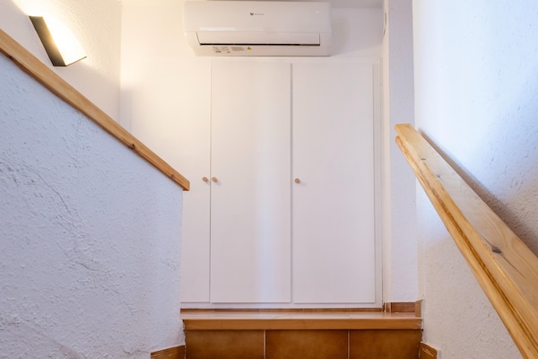 Foto van Huis in Catalonië bij de Zee - Vakantiehuis in Sant Pere Pescador - Landing