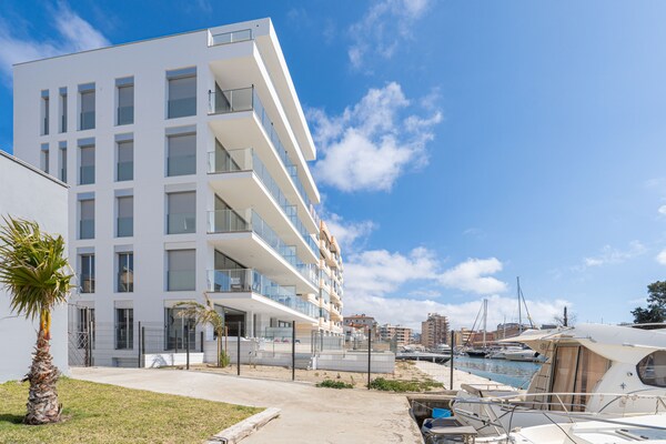 Foto van Appartement in Roses bij Strand & Zwembad - Vakantiehuis in Rosas / Roses - Outdoor