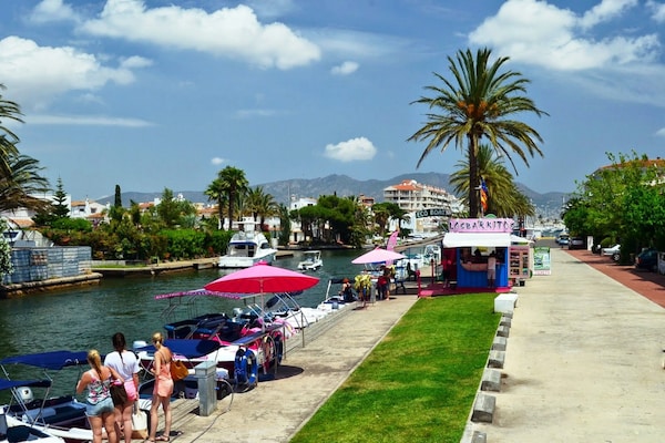 Foto van Appartement in Empuriabrava bij strand - Vakantiehuis in Empuriabrava - AreaSummer1KM