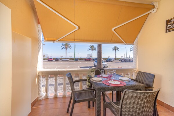Foto van Appartement in Empuriabrava bij Strand - Vakantiehuis in Empuriabrava - terrace