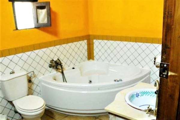 Foto van Landhuis in Andalusië met Zwembad - Vakantiehuis in Andalucía - BathRoom