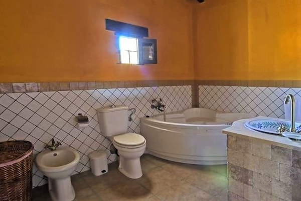 Foto van Landhuis in Andalusië met Zwembad - Vakantiehuis in Andalucía - BathRoom