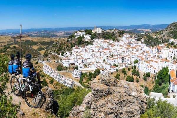 Foto van AL4-2005/06 ESTEPONA - APPARTEMENT - ALCAZABA LAGOON - Untagged