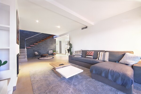 Foto van Villa in Spanje bij strand en privézwembad - Vakantiehuis in Marbella - LivingRoom