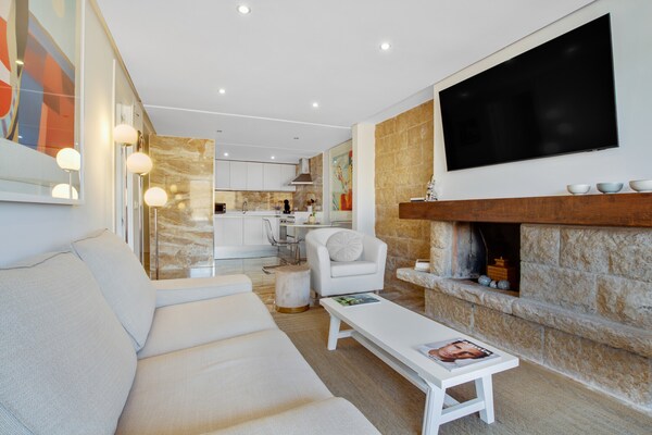 Foto van Strandhuis in Torremolinos met Zwembad - Vakantiehuis in Torremolinos - LivingRoom