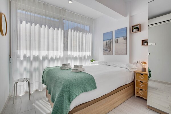 Foto van Appartement aan het strand met terras - Vakantiehuis in Torremolinos - BedRoom