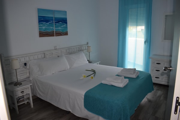 Foto van Appartement met strandzicht - Vakantiehuis in Benalmádena - BedRoom