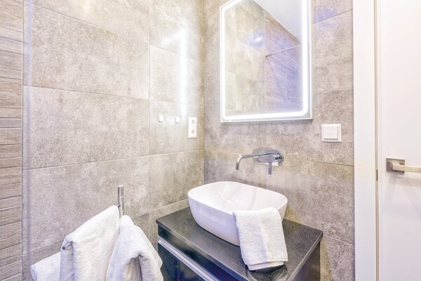 Foto van Charmant appartement in Mijas - Vakantiehuis in Mijas - BathRoom