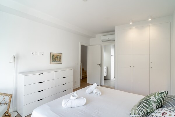 Foto van Villa in Nerja met Uitzicht op Zee & Zwembad - Vakantiehuis in Nerja - BedRoom