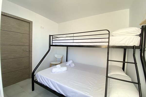 Foto van Appartement in Nerja bij El Salón Strand - Vakantiehuis in Nerja - BedRoom