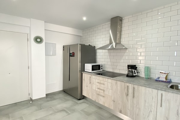 Foto van Appartement in Nerja bij El Salón Strand - Vakantiehuis in Nerja - Kitchen
