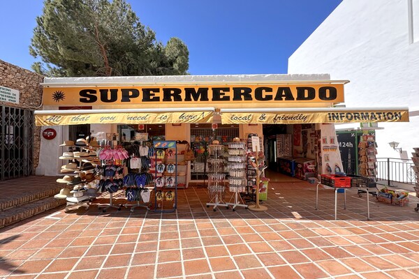 Foto van Appartement in Nerja met zee- en bergzicht - Vakantiehuis in Nerja - Outdoor