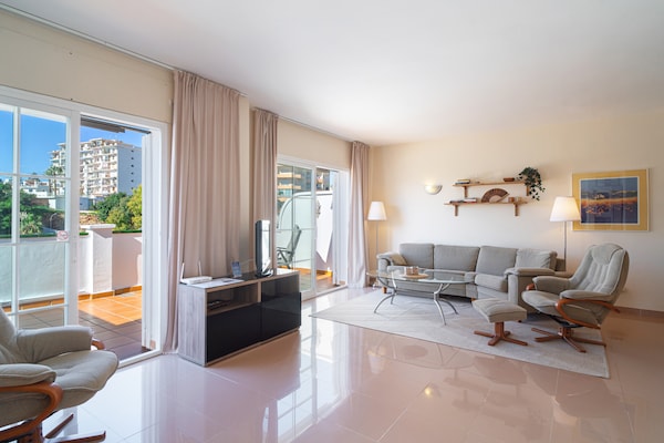 Foto van Appartement in Nerja bij Burriana Strand - Vakantiehuis in Nerja - LivingRoom
