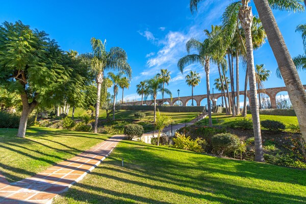 Foto van Appartement in Nerja bij Burriana Beach - Vakantiehuis in Nerja - GardenSummer