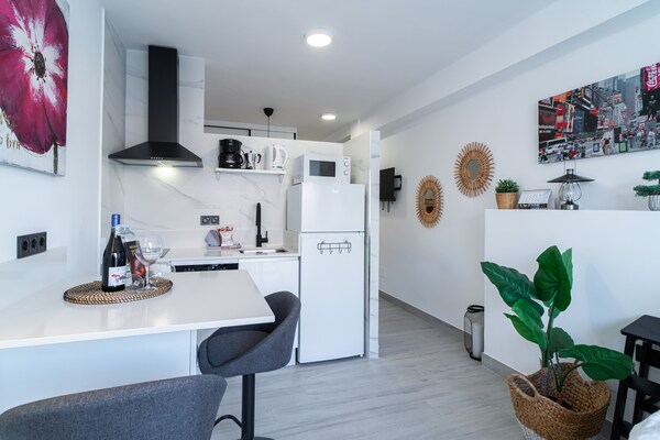 Foto van Studio in Nerja bij Torrecilla Strand - Vakantiehuis in Nerja - Kitchen