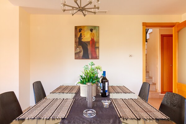 Foto van Penthouse in Torrox Costa met Zeezicht - Vakantiehuis in Torrox Costa - DiningRoom