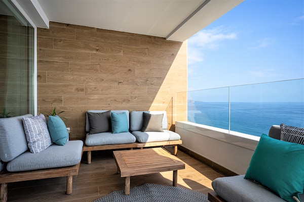 Foto van Appartement in Nerja met Zeezicht & Zwembad - Vakantiehuis in Torrox Costa - terrace