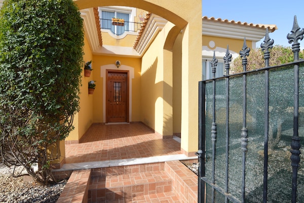Foto van Villa in Costa Cálida met privézwembad - Vakantiehuis in Mazarrón - HallReception