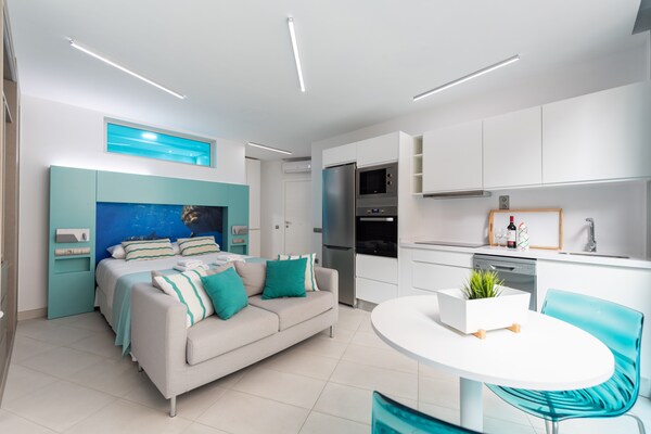 Foto van Appartement in Las Palmas bij Las Canteras - Vakantiehuis in Las Palmas de Gran Canaria - DiningRoom