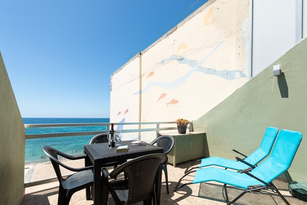 Foto van Strandhuis in Las Palmas met zeezicht - Vakantiehuis in Las Palmas de Gran Canaria - terrace