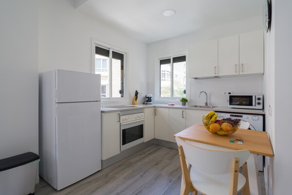 Foto van Appartement in Las Palmas bij Las Canteras - Vakantiehuis in Las Palmas de Gran Canaria - Kitchen