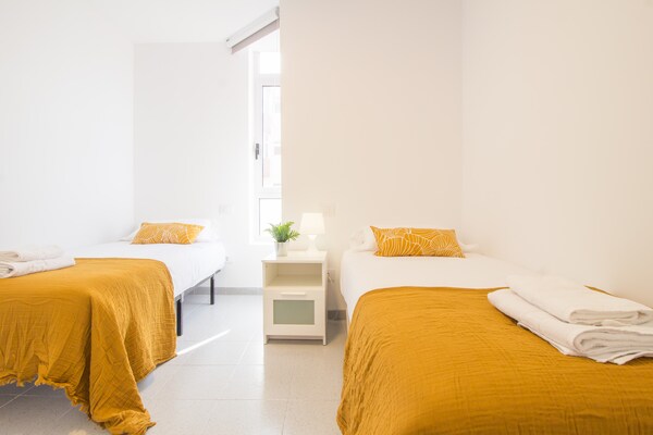 Foto van Appartement aan Playa de Las Canteras - Vakantiehuis in Las Palmas de Gran Canaria - BedRoom
