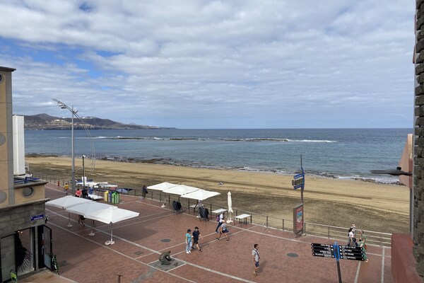 Foto van Appartement aan Playa de Las Canteras - Vakantiehuis in Las Palmas de Gran Canaria - Outdoor