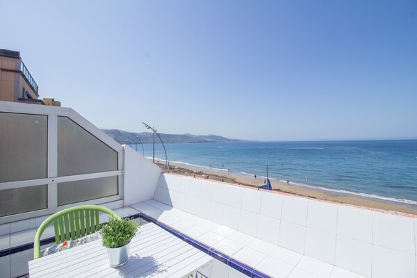 Foto van Appartement aan Playa de Las Canteras - Vakantiehuis in Las Palmas de Gran Canaria - terrace