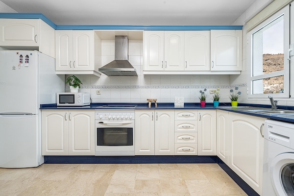 Foto van Appartement in Puerto de Mogán bij Strand - Vakantiehuis in Mogán - Kitchen