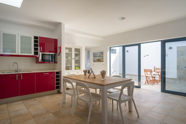 Foto van Huis aan zee in Caleta de Sebo, La Graciosa - Vakantiehuis in Caleta de Sebo - Kitchen