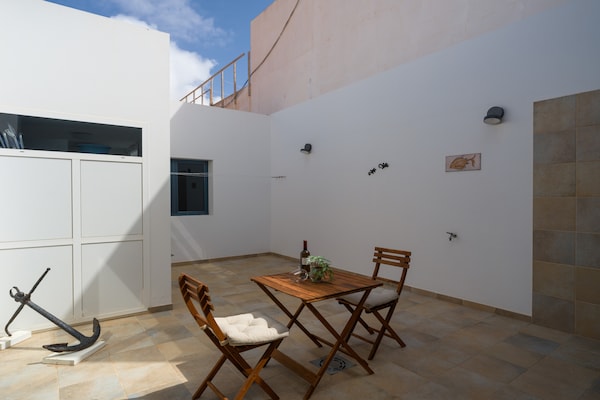 Foto van Huis aan zee in Caleta de Sebo, La Graciosa - Vakantiehuis in Caleta de Sebo - terrace