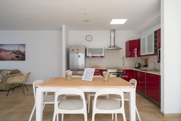 Foto van Huis aan zee in Caleta de Sebo, La Graciosa - Vakantiehuis in Caleta de Sebo - Kitchen