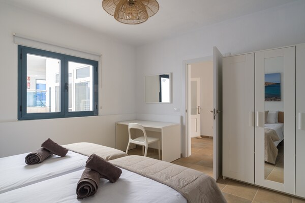 Foto van Huis aan zee in Caleta de Sebo, La Graciosa - Vakantiehuis in Caleta de Sebo - BedRoom