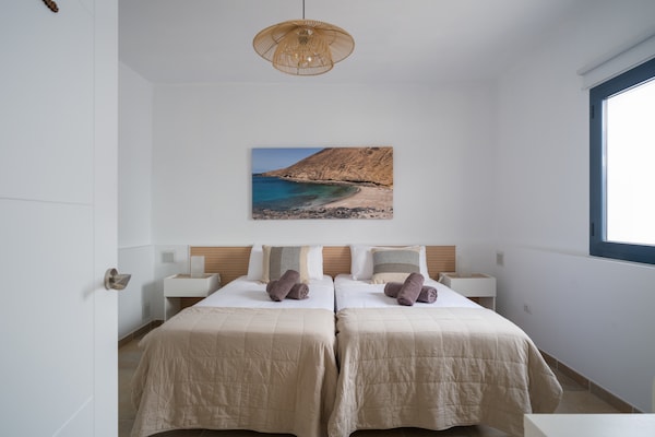 Foto van Huis aan zee in Caleta de Sebo, La Graciosa - Vakantiehuis in Caleta de Sebo - BedRoom