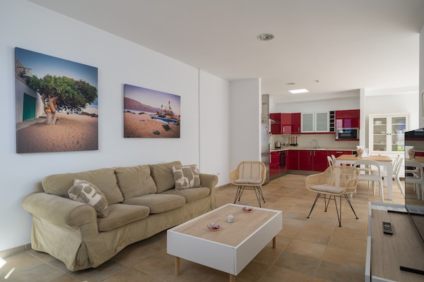 Foto van Huis aan zee in Caleta de Sebo, La Graciosa - Vakantiehuis in Caleta de Sebo - LivingRoom