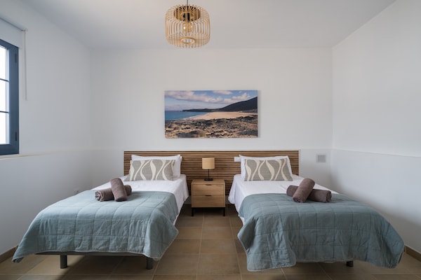 Foto van Huis aan zee in Caleta de Sebo, La Graciosa - Vakantiehuis in Caleta de Sebo - BedRoom