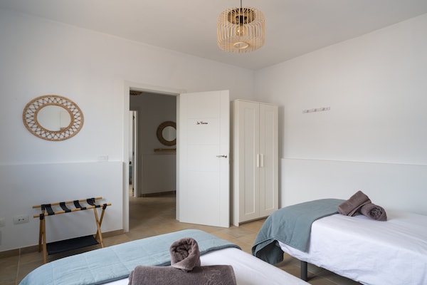 Foto van Huis aan zee in Caleta de Sebo, La Graciosa - Vakantiehuis in Caleta de Sebo - BedRoom