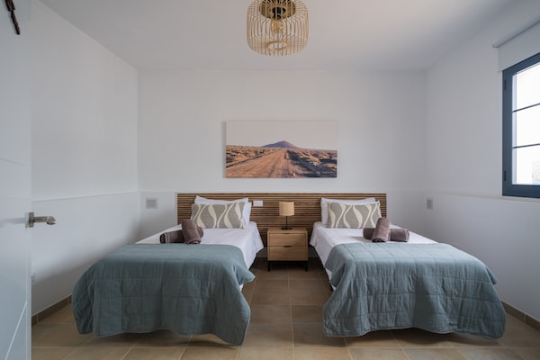 Foto van Huis aan zee in Caleta de Sebo, La Graciosa - Vakantiehuis in Caleta de Sebo - BedRoom