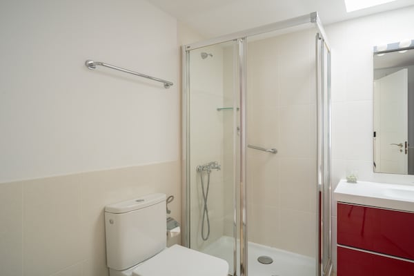 Foto van Huis aan zee in Caleta de Sebo, La Graciosa - Vakantiehuis in Caleta de Sebo - BathRoom
