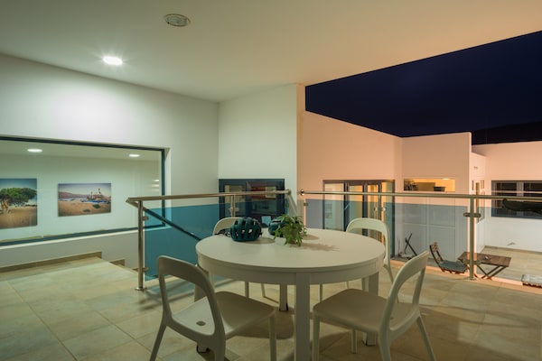 Foto van Huis aan zee in Caleta de Sebo, La Graciosa - Vakantiehuis in Caleta de Sebo - TerraceBalcony