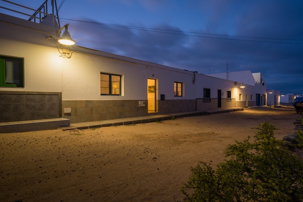 Foto van Huis aan zee in Caleta de Sebo, La Graciosa - Vakantiehuis in Caleta de Sebo - Outdoor
