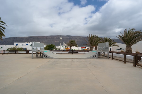 Foto van Huis aan zee in Caleta de Sebo, La Graciosa - Vakantiehuis in Caleta de Sebo - Outdoor