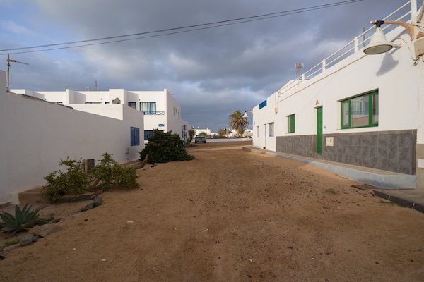 Foto van Huis aan zee in Caleta de Sebo, La Graciosa - Vakantiehuis in Caleta de Sebo - Outdoor