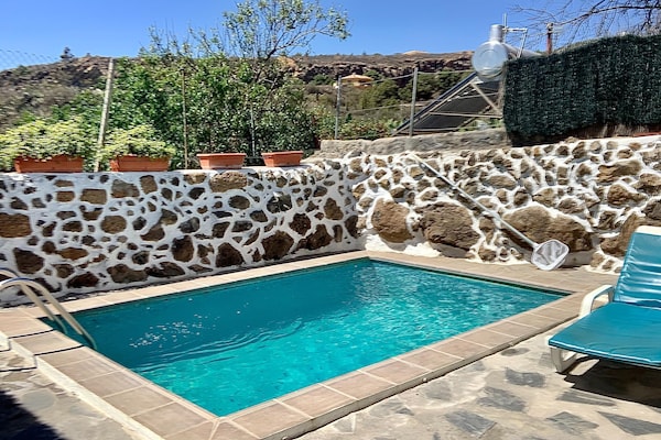 Foto van Landhuis Las Perez met privézwembad - Vakantiehuis in Granadilla de Abona - PoolOfHouse