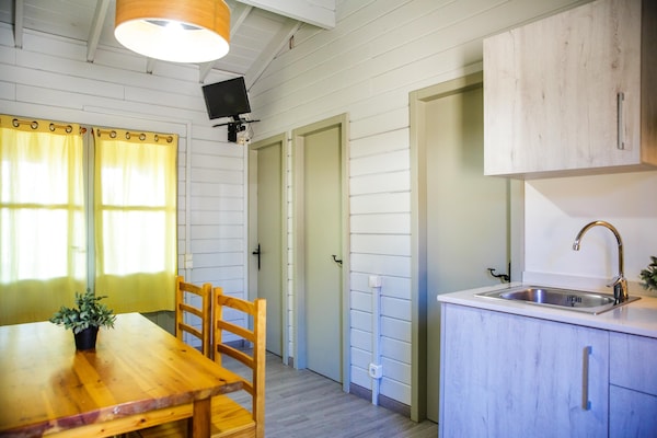 Foto van Bungalow in Cambrils met Zwembad - Vakantiehuis in Cambrils - Kitchen