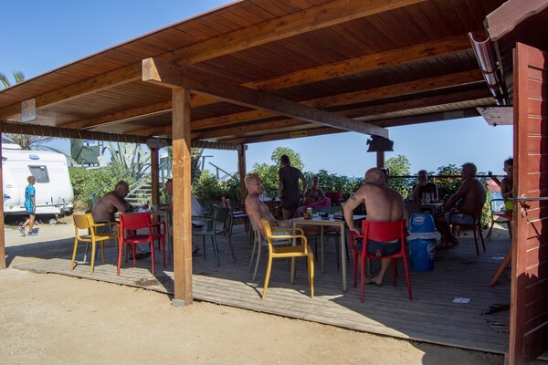 Foto van Cottage in Tarragona met Privéstrand - Vakantiehuis in La Torre del Sol, Tarragona - AreaSummer1KM